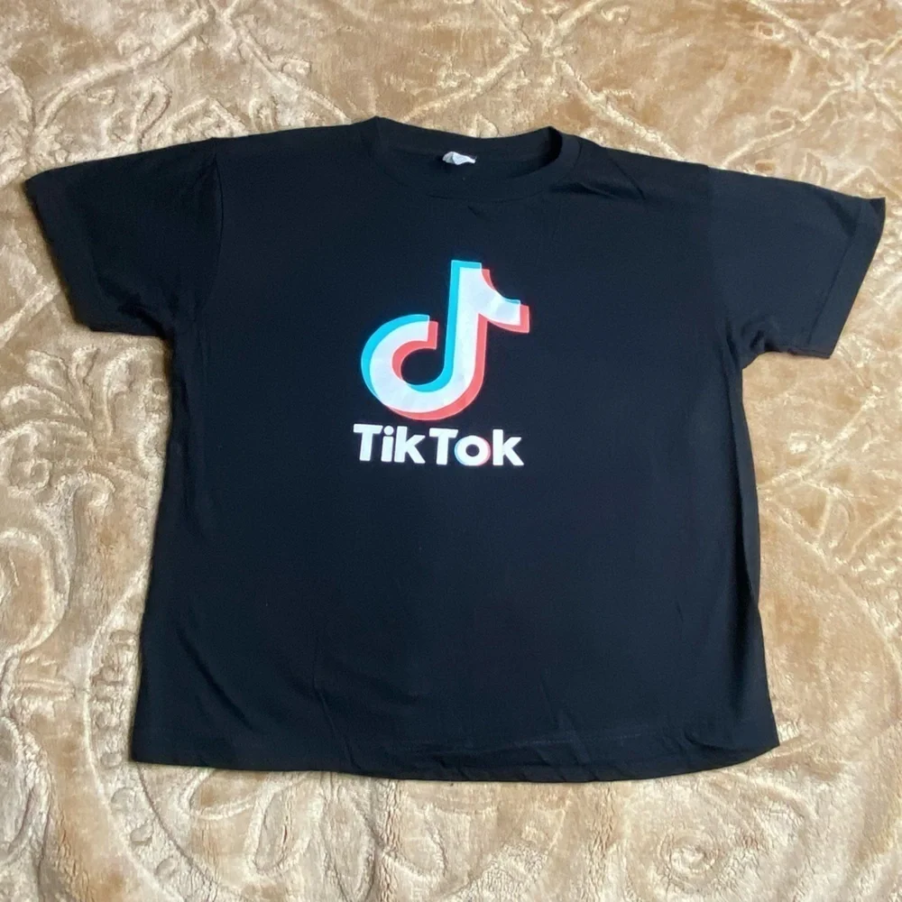 TikTok Youth Medium T-Shirt Crop TSM 100% Cotton